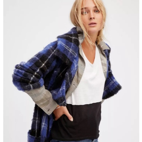 We The Free White and Black Blockcore, Oversized Asymmetrical T-Shirt - Picture 2 of 9